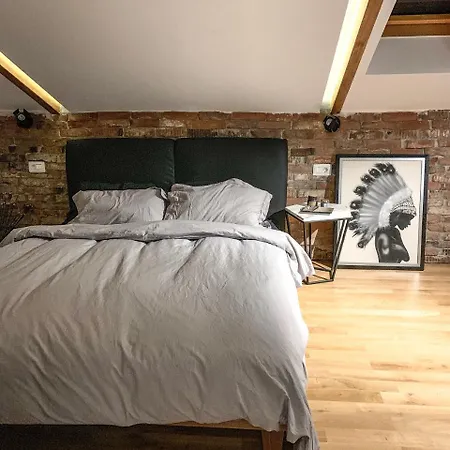 Contemporary With Amazing View Of Apartment Skopje