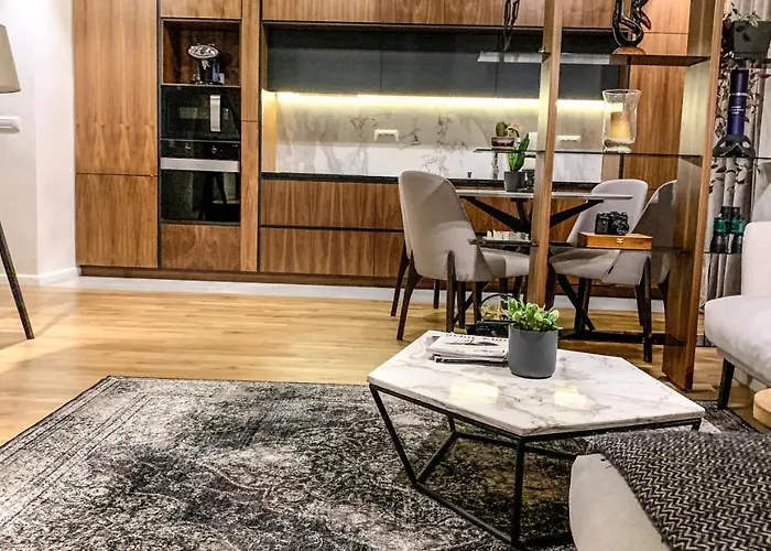 Contemporary With Amazing View Of Apartment *